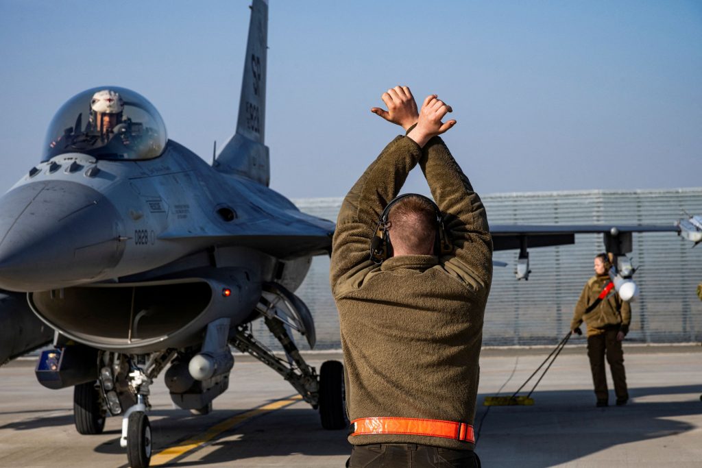 Ουκρανία: Αυξάνονται οι πιέσεις στο Πεντάγωνο για αποστολή F16