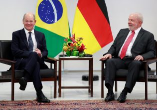 Ουκρανία: Δεν μπορεί να επιβληθεί καμία συμφωνία ειρήνης στους Ουκρανούς, τονίζει ο Όλαφ Σολτς