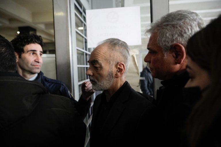 Άλκης Καμπανός: Η κατάθεση του πάτερα στη δίκη – «Ήθελαν να σκοτώσουν»