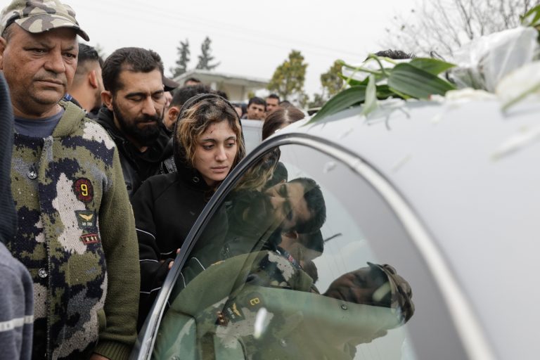 Κώστας Φραγκούλης: Απόπειρα αυτοκτονίας έκανε η σύζυγος του 16χρονου