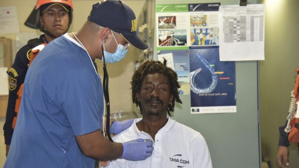 Έμεινε αβοήθητος 24 μέρες στη θάλασσα της Καραϊβικής – Επιβίωσε τρώγοντας μόνο κέτσαπ