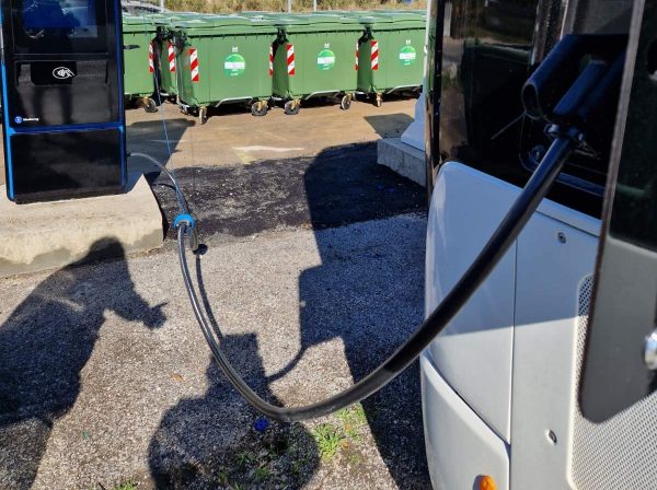 Στην πρίζα η δημοτική συγκοινωνία του Δήμου Ελληνικού – Αργυρούπολης