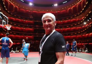 Οι ευχές του Άρη στον Παναγιώτη Γιαννάκη (pic)