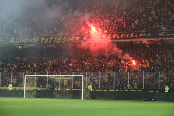 Επεισόδια στη Νέα Φιλαδέλφεια πριν το ντέρμπι (vids)