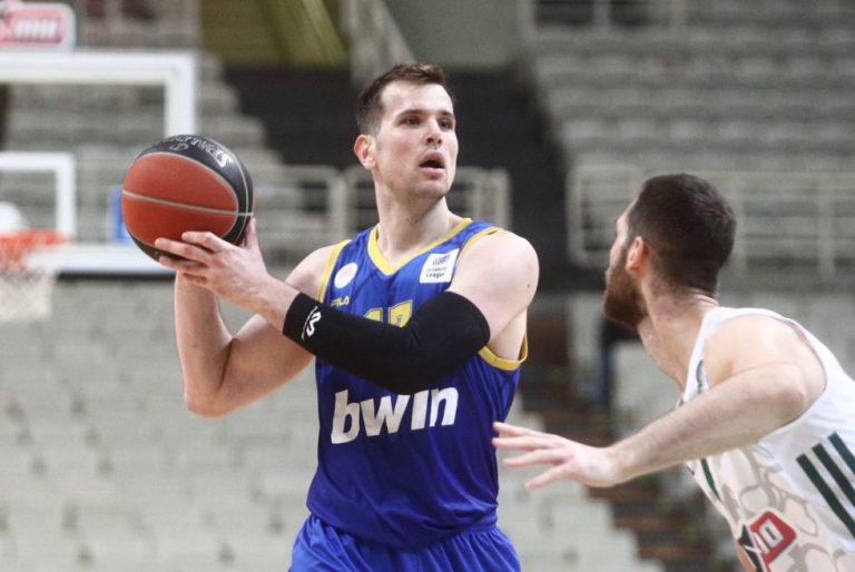 Αγραβάνης: «Θα «πεθάνω» για τον Παναθηναϊκό»