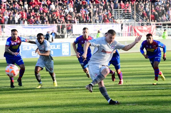 Με εκτέλεση πέναλτι του Μπιέλ το 1-0 ο Ολυμπιακός (vid)