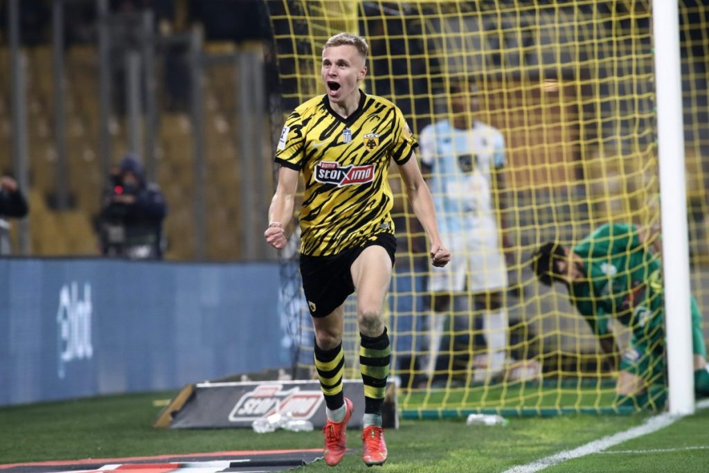 Σέντρα του Ρότα, ωραίο τελείωμα του Ραντόνια και 2-0 η ΑΕΚ (vid)