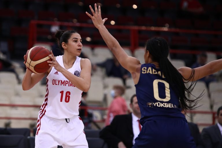 Ολυμπιακός – Φενέρμπαχτσε 58-92: Ήττα για τις «ερυθρόλευκες»