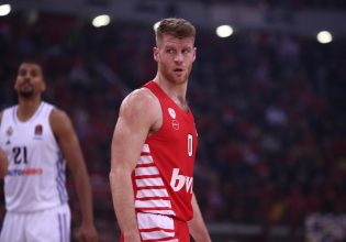 Οι Γουόκαπ και Μπλακ αφιέρωσαν τη νίκη του Ολυμπιακού στον Χρήστο Μπαφέ