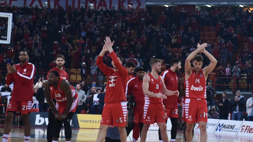 Ενας Ολυμπιακός… χάρμα ιδέσθαι εντός και εκτός παρκέ