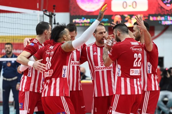 Ολυμπιακός – Φοίνικας Σύρου 4-0: Τεράστια πρόκριση των «ερυθρόλευκων» και τελικός με ΠαναθηναΪκό