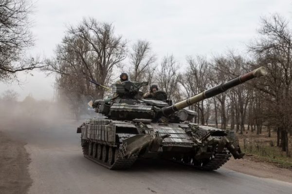 ΗΠΑ: Αρχίζουν διευρυμένη εκπαίδευση των ουκρανικών δυνάμεων για μάχες μεγάλης κλίμακας