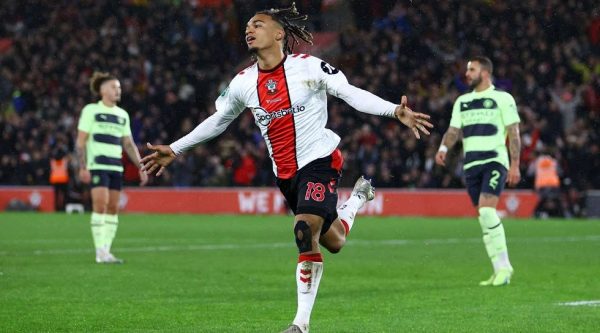 Αποκλεισμός σοκ για τη Σίτι από τη Σαουθάμπτον (2-0) – Πέρασε στα πέναλτι η Νότιγχαμ (1-1 κ.δ, 4-3 πεν))