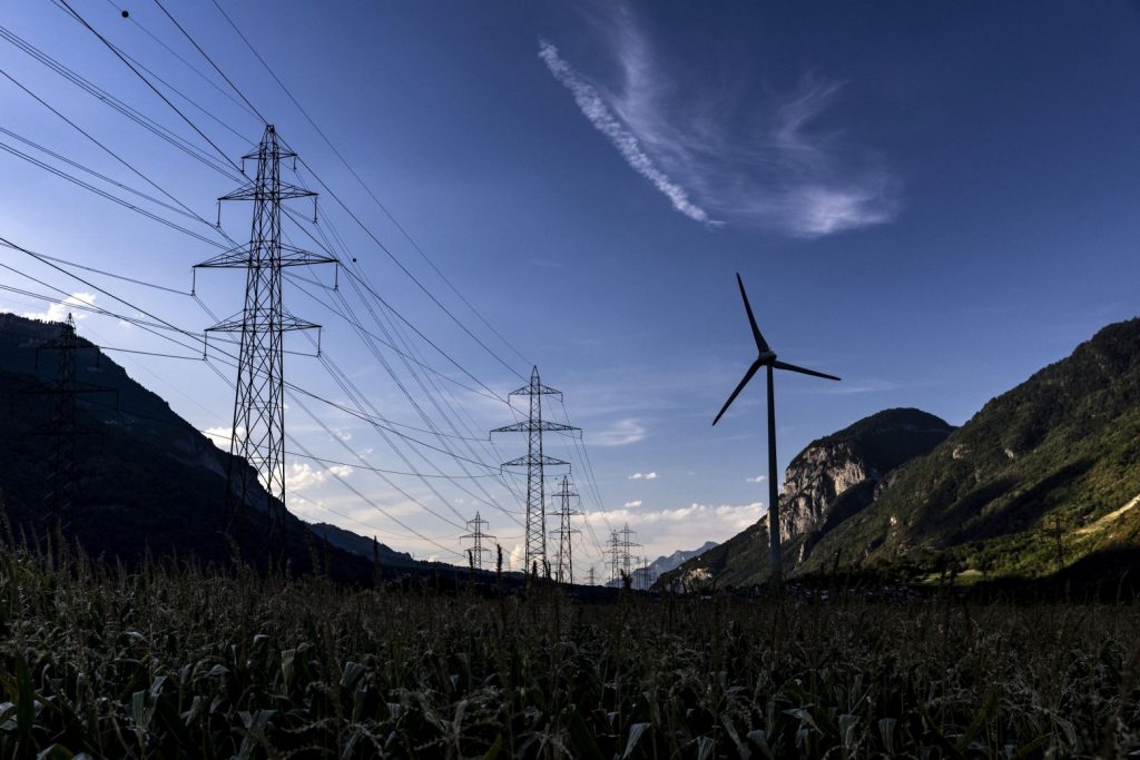 ΕΕ: Ελλιπής η εποπτεία της αγοράς ηλεκτρικής ενέργειας, λέει το ΕΕΣ