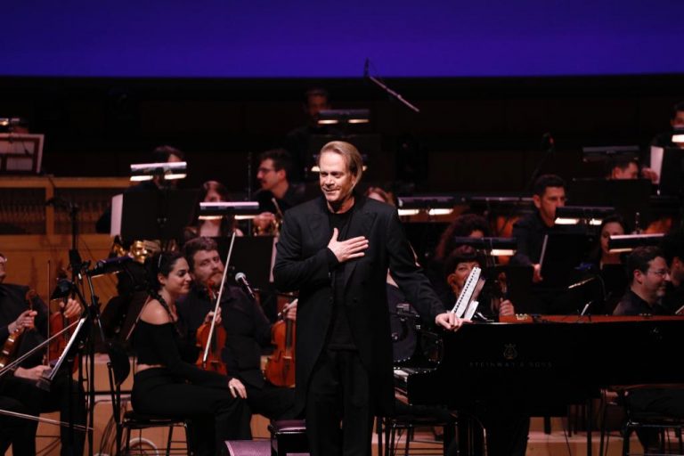 Κορκολής: Η συναυλία στο Μέγαρο είναι sold out και… επαναλαμβάνεται