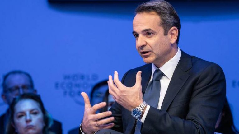 Νταβός: Το… προτελευταίο επενδυτικό «σαφάρι» του Μητσοτάκη – Τι ψάχνει και πως προετοιμάζεται για το Τόκιο