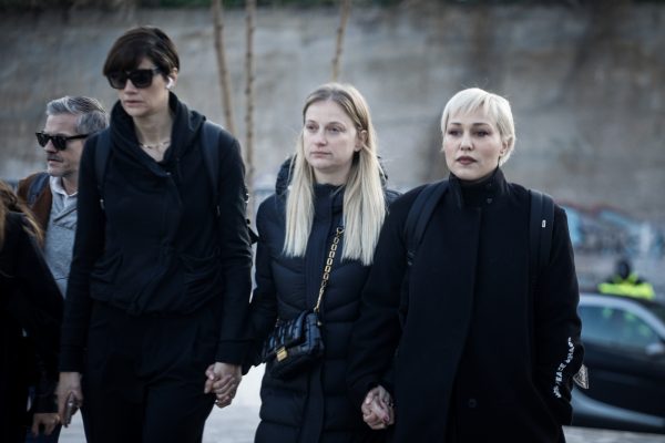 Δίκη Φιλιππίδη: «Βλέπει» οργανωμένο σχέδιο και επιχειρεί να αποδομήσει τις σοβαρές καταγγελίες