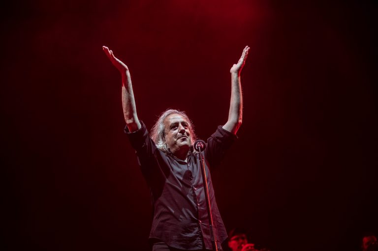 Γιάννης Αγγελάκας: Για 2 εκρηκτικά Live στο Fuzz