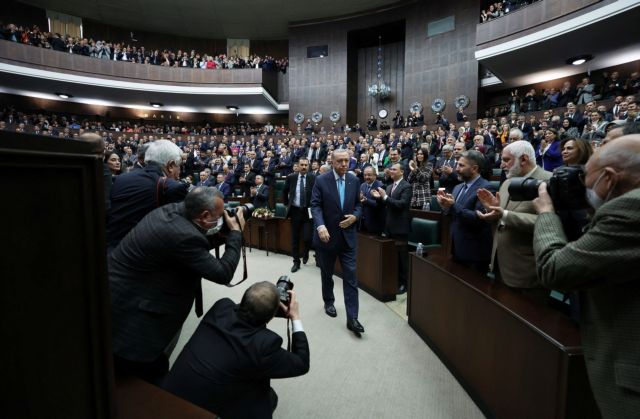 Ερντογάν: Συνεχίζει το προεκλογικό παζάρι και ανοίγει νέα μέτωπα - Γιατί συγκαλεί εκτάκτως το Συμβούλιο Ασφαλείας