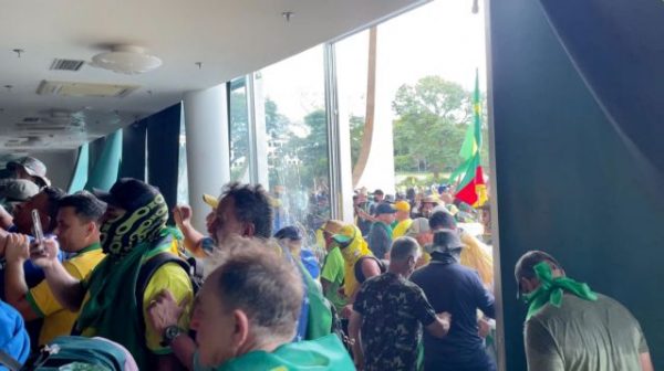 Βραζιλία: Η επόμενη μέρα – Μεγάλες ζημιές μετά την εισβολή μπολσοναριστών