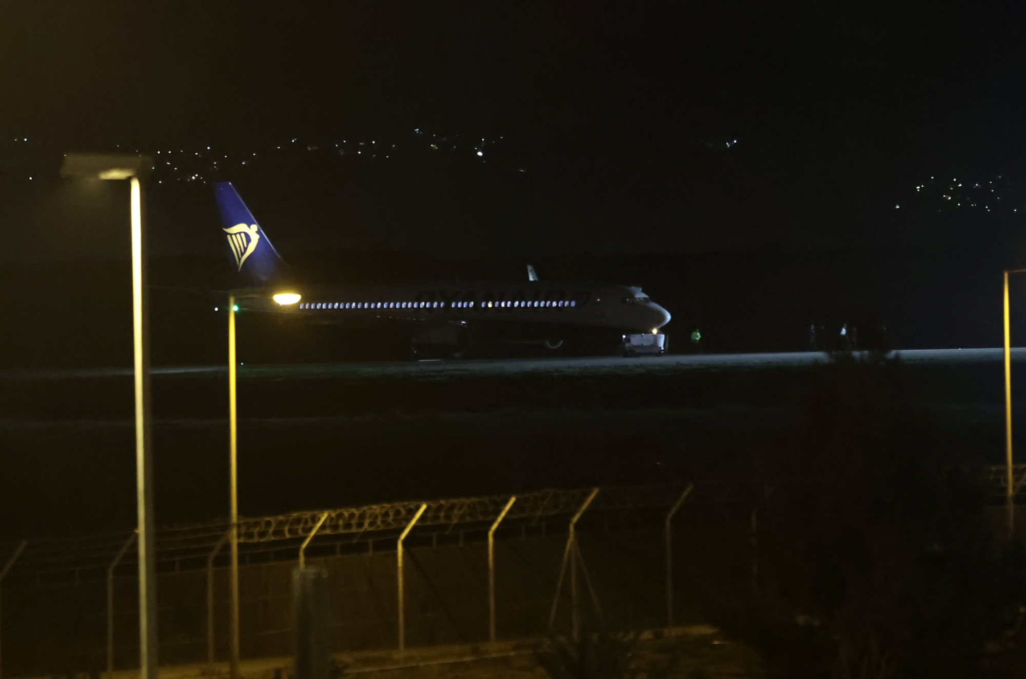 «Ελ. Βενιζέλος»: Φάρσα η ειδοποίηση για βόμβα στο Boeing της Ryanair - Το χρονικό του δίωρου θρίλερ