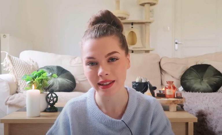 Η 23χρονη Olympe καταγράφει την προσπάθειά της να πεθάνει