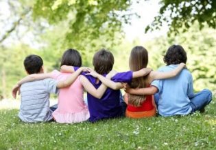 Μεγαλώνοντας επιτυχημένα παιδιά – 70 γονείς αποκαλύπτουν το μυστικό τους