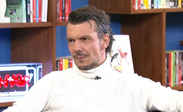 Ιωάννης Παπαζήσης: «Ένιωσα ότι κοιμήθηκα το 2007 και ξύπνησα ξανά το 2013»