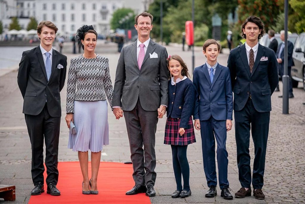 Οριστικά χωρίς πριγκιπικούς τίτλους τα παιδιά του πρίγκιπα Joachim