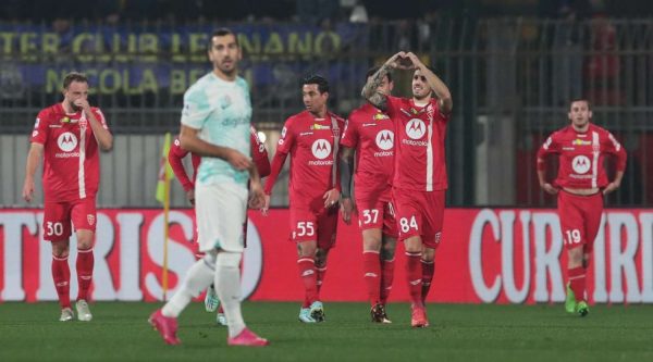 Μόντσα – Ίντερ 2-2: Γκέλα των «νερατζούρι» με αυτογκόλ στο 93′