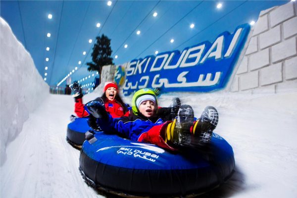 Χιόνι: Πίστες σκι και 40 βαθμοί Κελσίου – Η μαγεία του Ντουμπάι