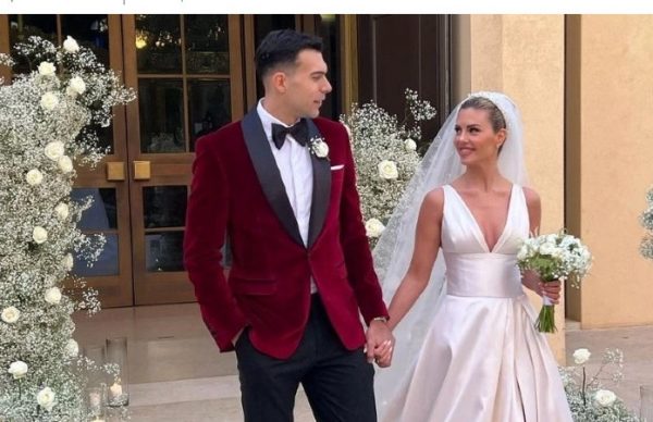 Κώστας Σλούκας: Οι λαμπεροί καλεσμένοι στο γάμο