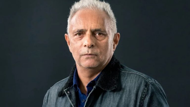 Χανίφ Κιουρέισι: Σοβαρό ατύχημα για τον Βρετανό σεναριογράφο – Δεν ξέρει αν κάποια μέρα θα ξαναπερπατήσει