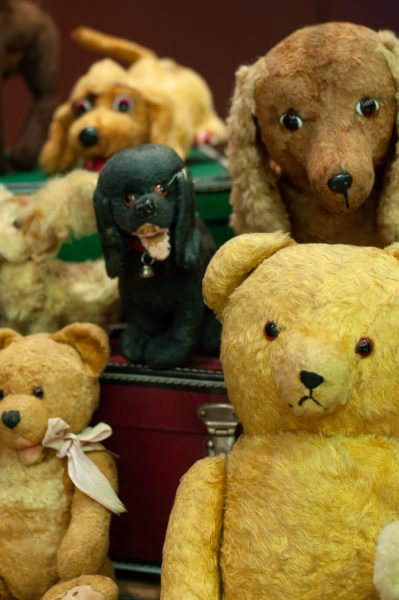 Το διάσημο Teddy Bear από τη συλλογή του Βασίλη Κούλογλου | Image by Marina Koutsoumpa