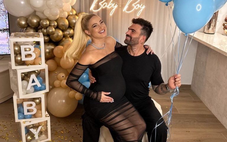 Ιωάννα Τούνη: Η πρώτη ανάρτηση μετά τον τοκετό – Αγκαλιά με τον «μαλλιαρό έρωτά της»