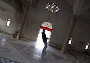 Ροπωτό Τρικάλων: Επισκέπτες ρισκάρουν τη ζωή τους για ένα video