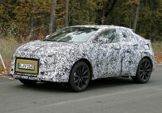 Toyota Small SU EV: Άρωμα από το επόμενο ηλεκτρικό C-HR