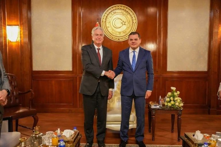 Λιβύη: Επίσκεψη του διευθυντή της CIA στη χώρα