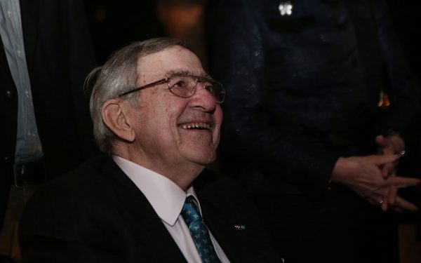 Τέως βασιλιάς Κωνσταντίνος: Για 7η μέρα νοσηλεύεται στη ΜΕΘ – Στο πλευρό του όλη η οικογένειά του