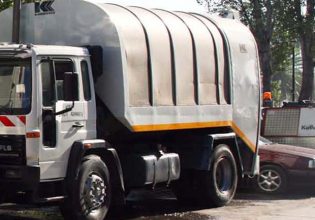 Ξυλόκαστρο: Αυτοκίνητο έπεσε σε απορριμματοφόρο – Νεκρή μια υπάλληλος καθαριότητας