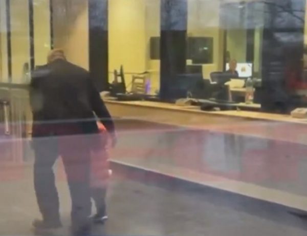 Εύα Καϊλή: Έπαιξε πάνω από δύο ώρες με την κόρη της στις φυλακές Χάρεν – «Χαρούμενη που ξαναείδε το παιδί»