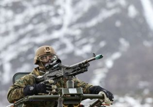 Ουκρανία: Στα χέρια των Ρώσων η Σολεντάρ, λέει το Λονδίνο – «Κρατάμε ακόμα» απαντά ο Ζελένσκι