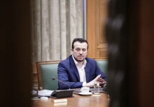 Ειδικό Δικαστήριο: Δεν θα προσέλθει ο Νίκος Παππάς, τι είπε ο Κώστας Βαξεβάνης