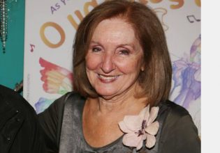 Κάρμεν Ρουγγέρη: Ο άγνωστος γιος της είναι μουσικός