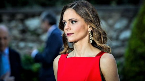 Αχτσιόγλου: Η πρότασή μας είναι να γίνει η Ελλάδα η χώρα της Δικαιοσύνης