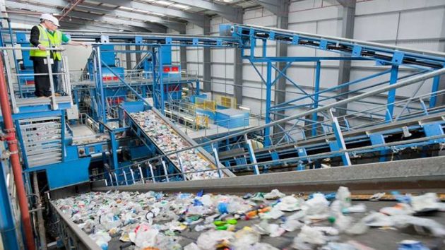 The waste processing units for eastern Thessaloniki and Larissa are being auctioned