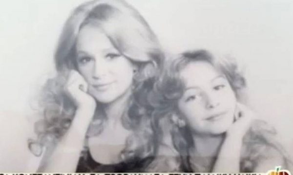 Άριελ Κωνσταντίδη: «Η λάμψη της Αλίκης δεν με άφησε να είμαι αυτόφωτη»