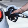 Καύσιμα: Φλερτ της βενζίνης με τα 2 ευρώ