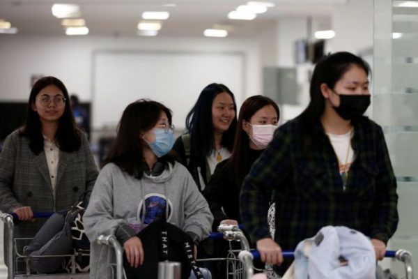 Κοροναϊός: Γιατί το «τσουνάμι» κρουσμάτων στην Κίνα δεν θα επηρεάσει σημαντικά την Ευρώπη