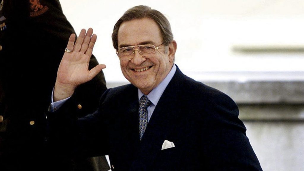 Former king of Greece Constantine dies